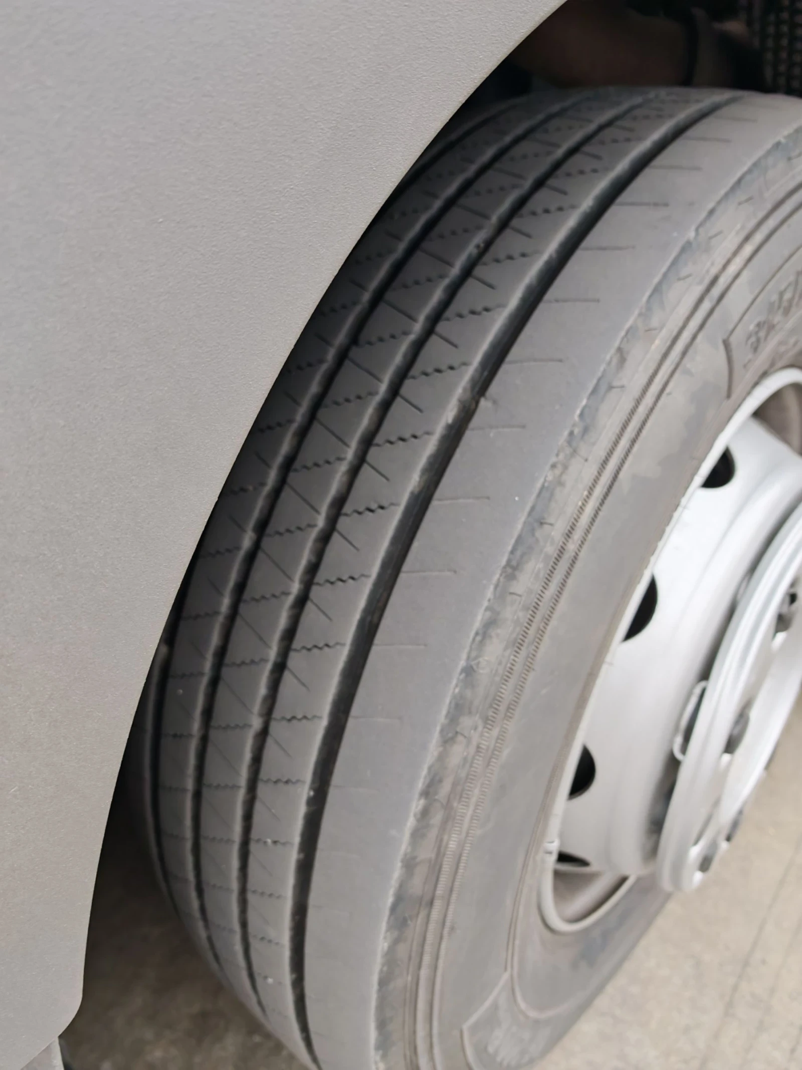 Mercedes-Benz 1844 Актрос  - изображение 10