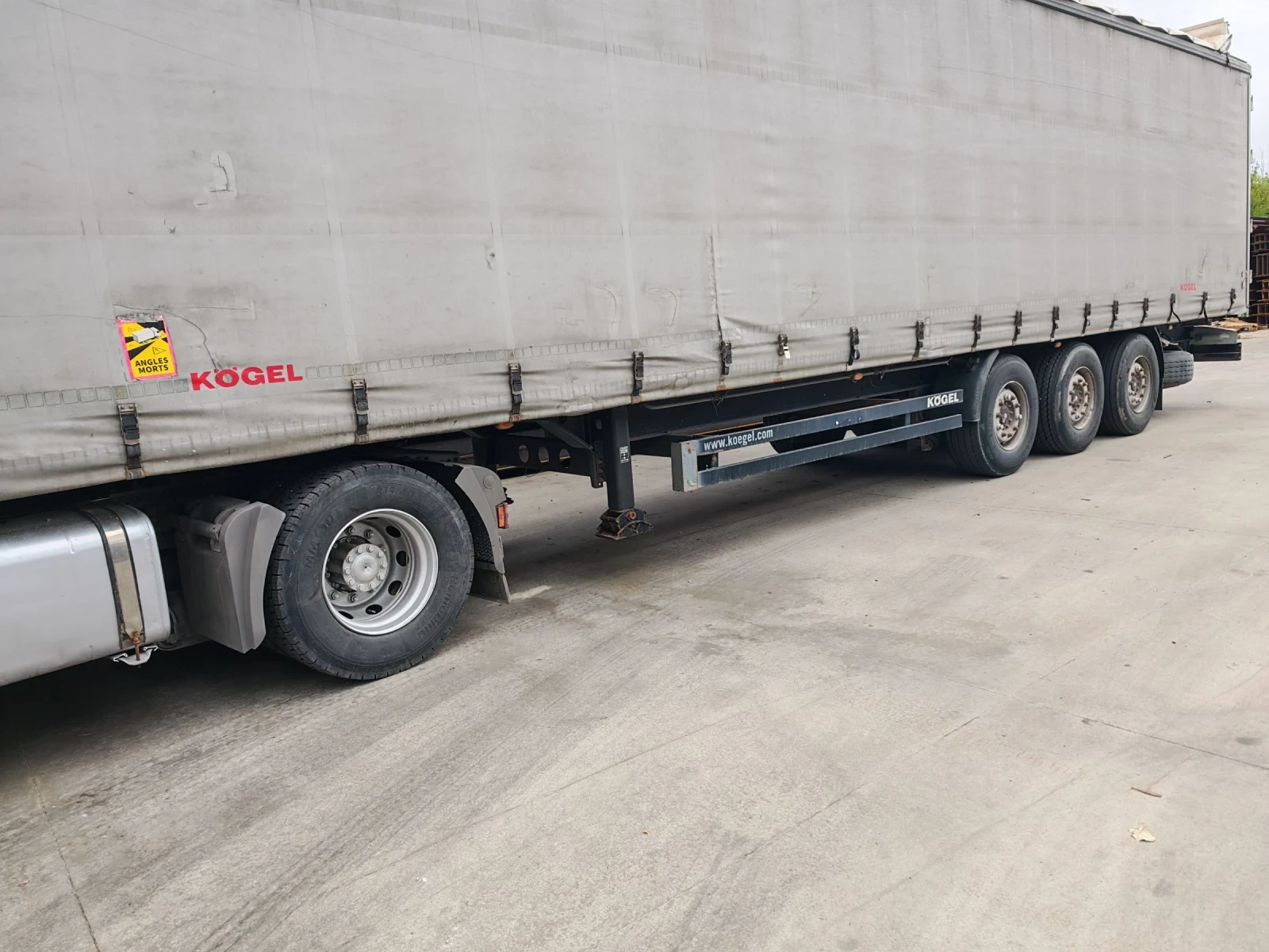 Mercedes-Benz 1844 Актрос  - изображение 3