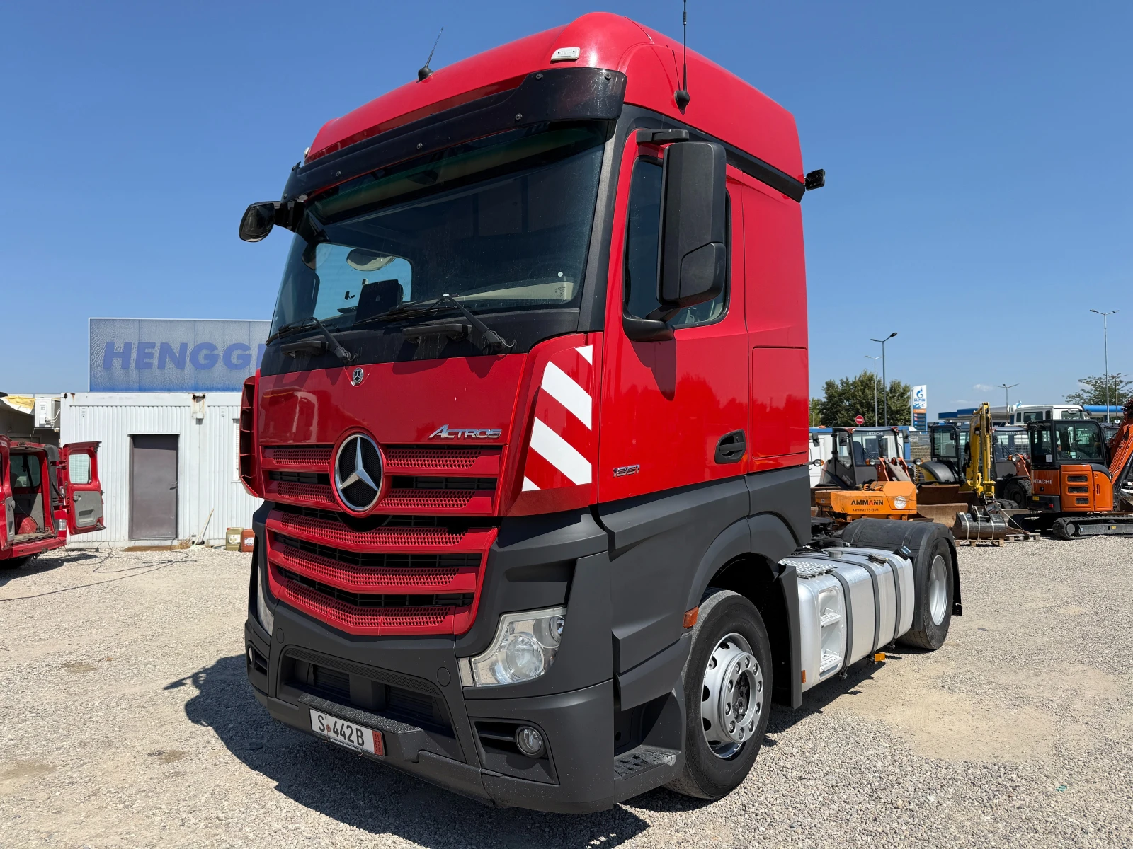Mercedes-Benz Actros 1851