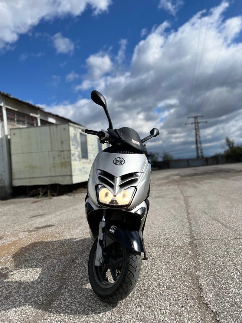 Aprilia Leonardo 125