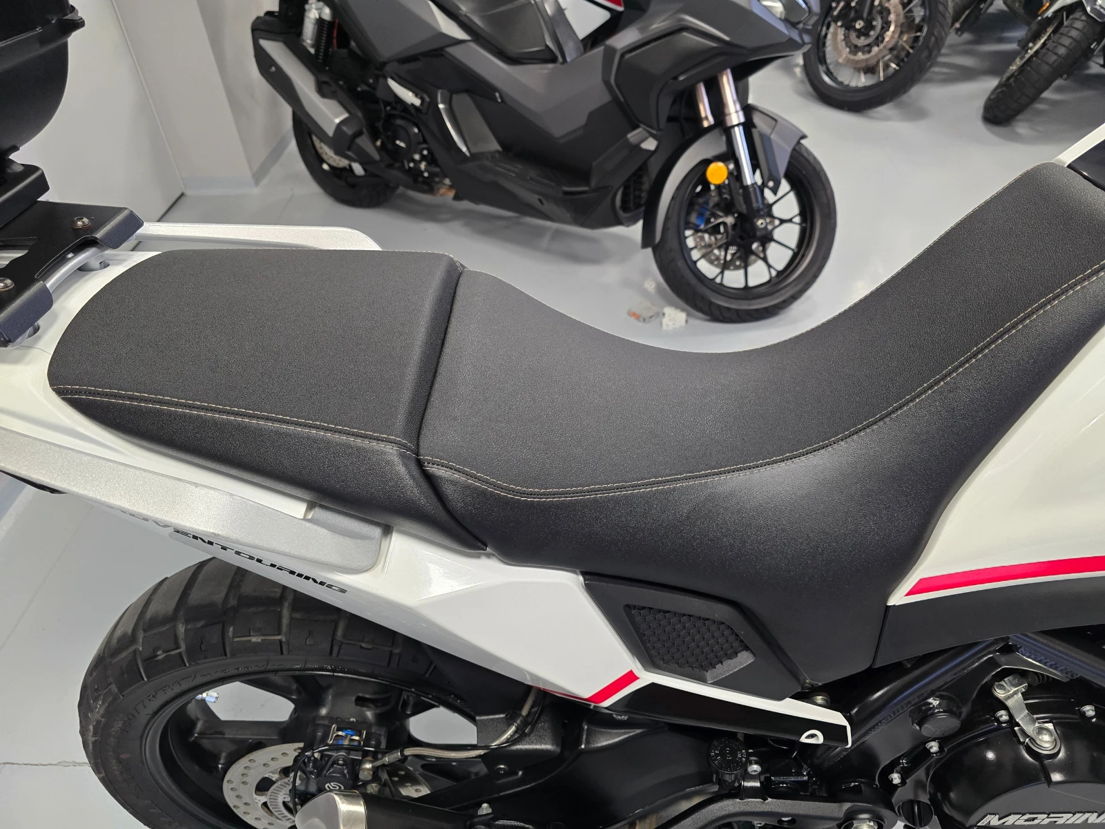 Moto Morini X-Cape 650ie, ABS-TCS, Navi-2022г., снимка 13 - Мотоциклети и мототехника - 54112094