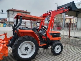 Трактор Kubota Скайтрак-Хасково, снимка 4