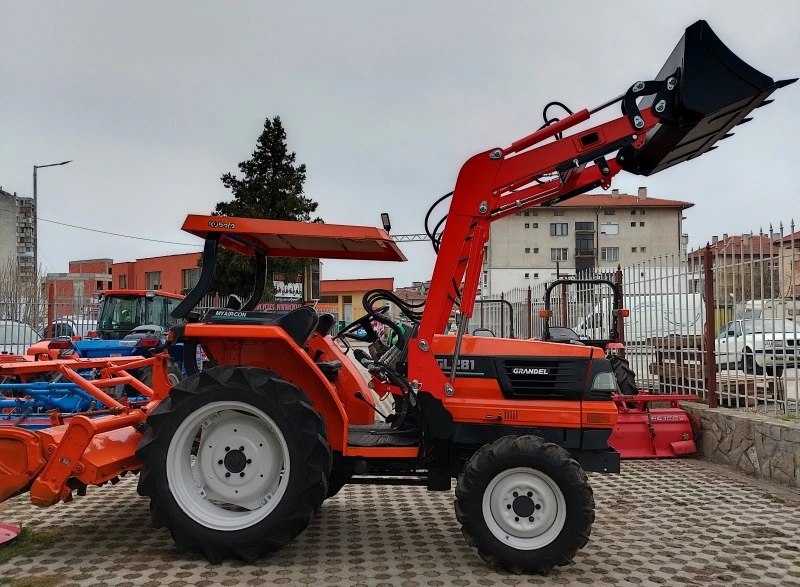 Трактор Kubota Скайтрак-Хасково, снимка 3 - Селскостопанска техника - 41025657