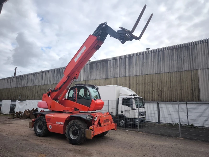 Телескопични товарачи Manitou MRT 2150+ С 2 БРОЯ УРЕДИ ЛИЗИНГ, снимка 2 - Индустриална техника - 52101138