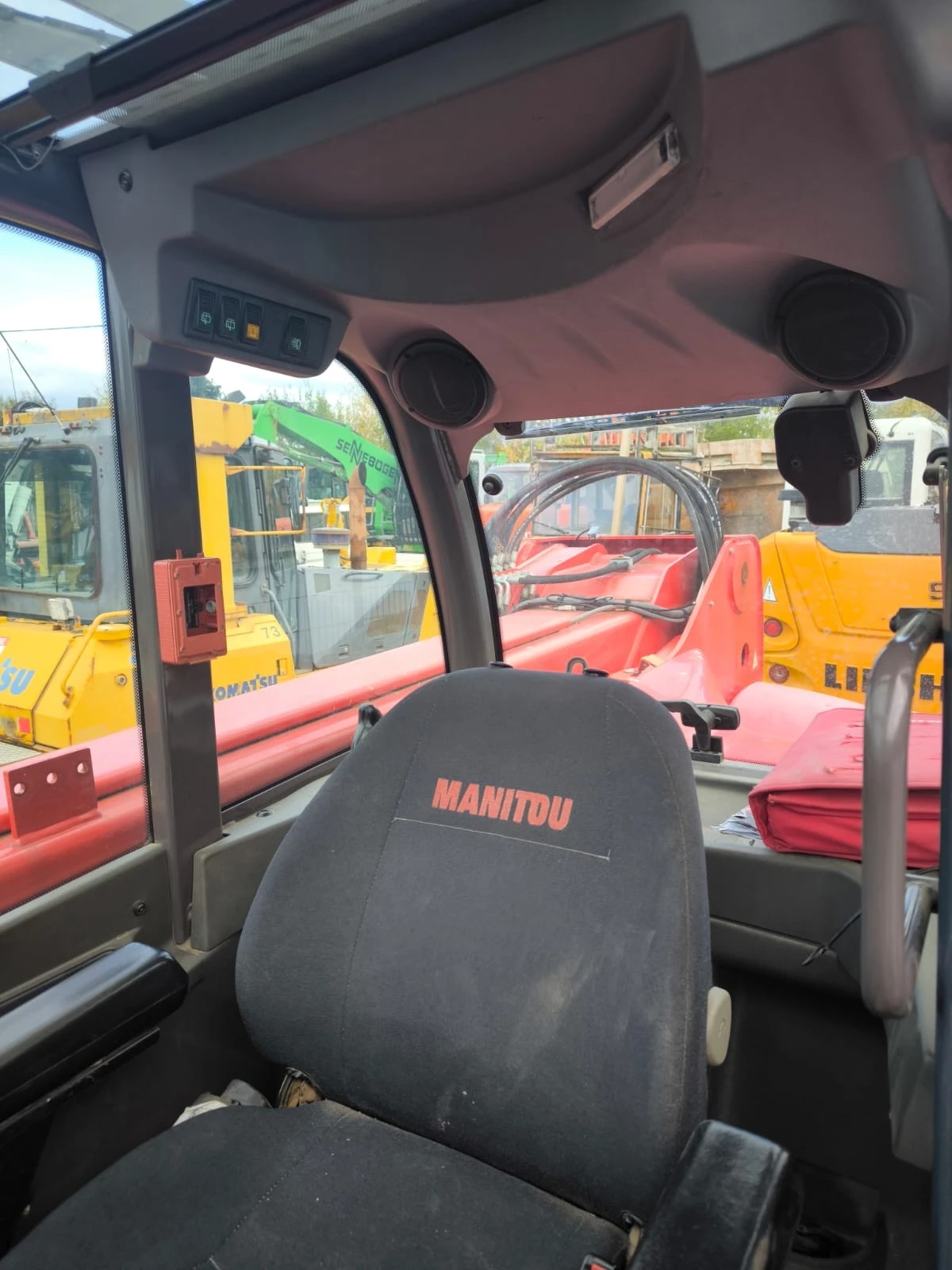 Телескопични товарачи Manitou MRT 2150+ С 3 БРОЯ УРЕДИ ЛИЗИНГ - изображение 8