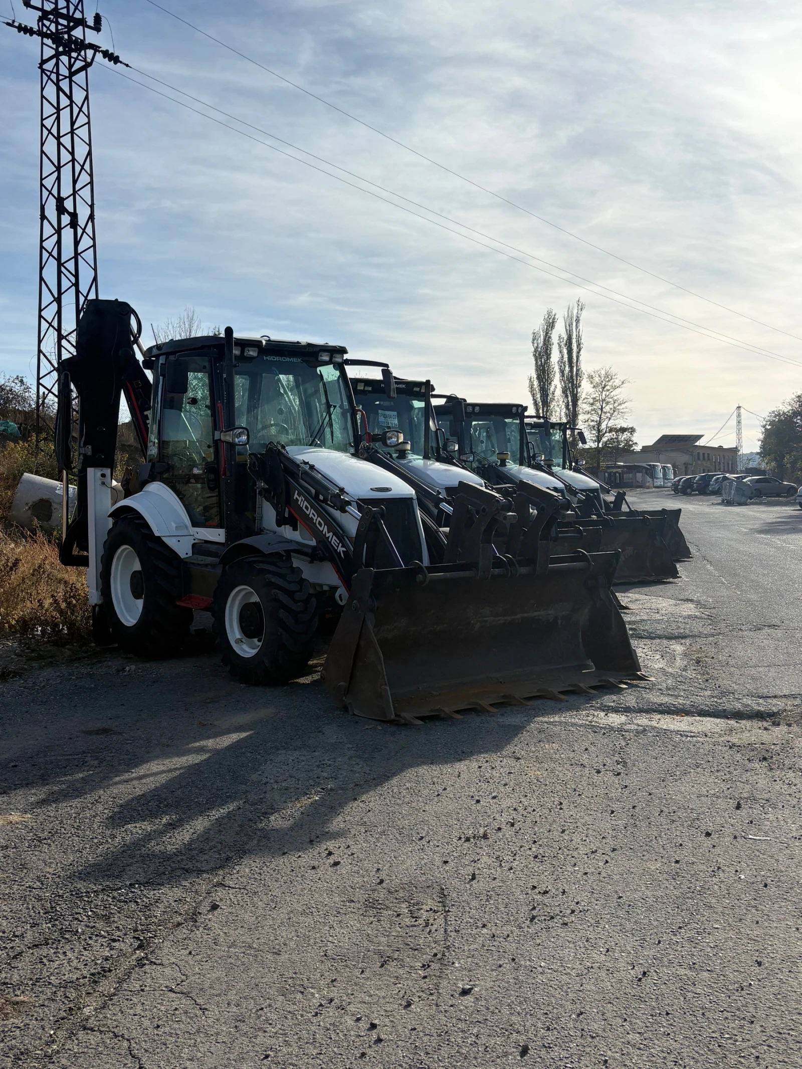 Багер Hidromek, снимка 6 - Индустриална техника - 56636638