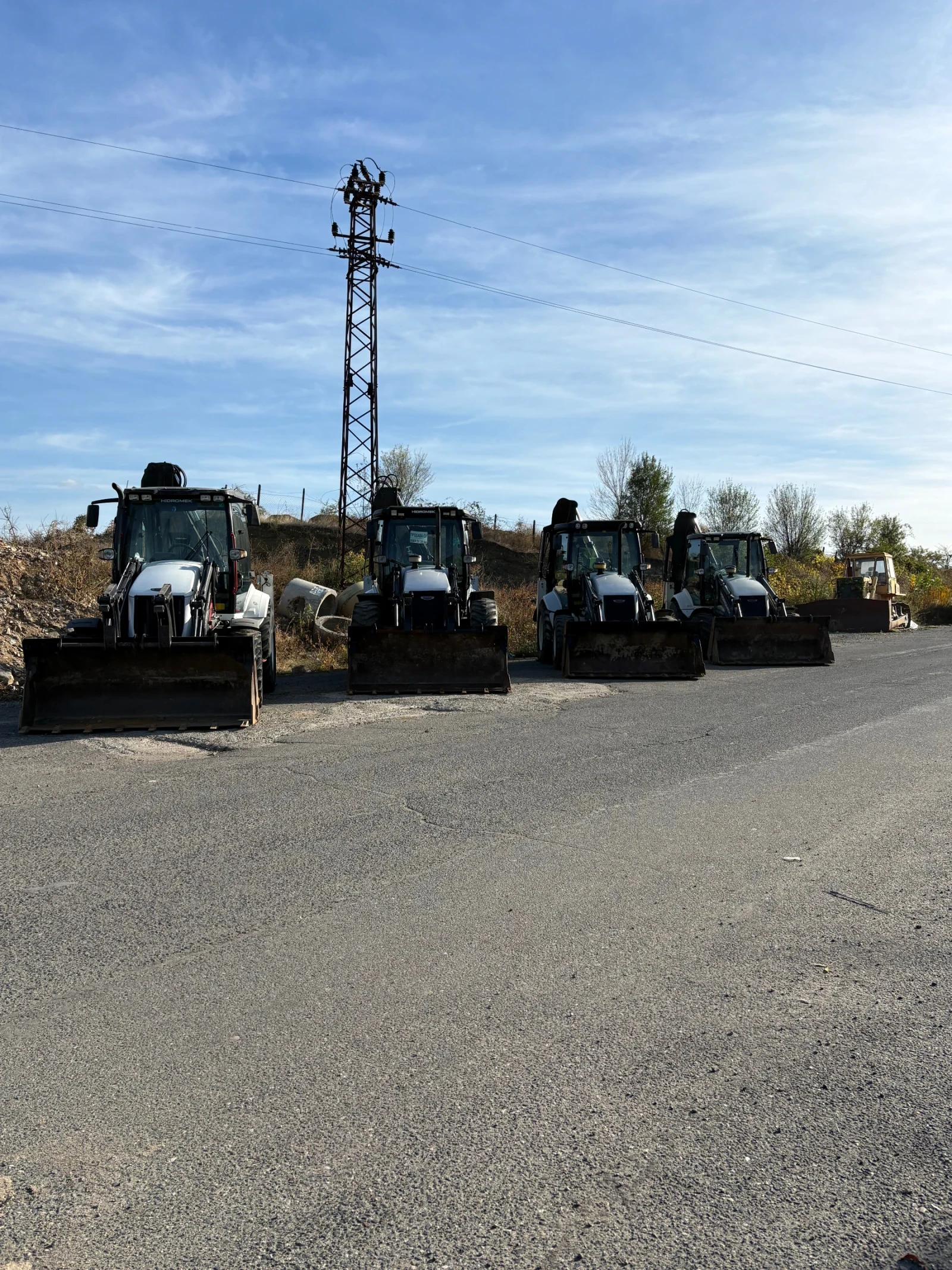 Багер Hidromek, снимка 3 - Индустриална техника - 56636638