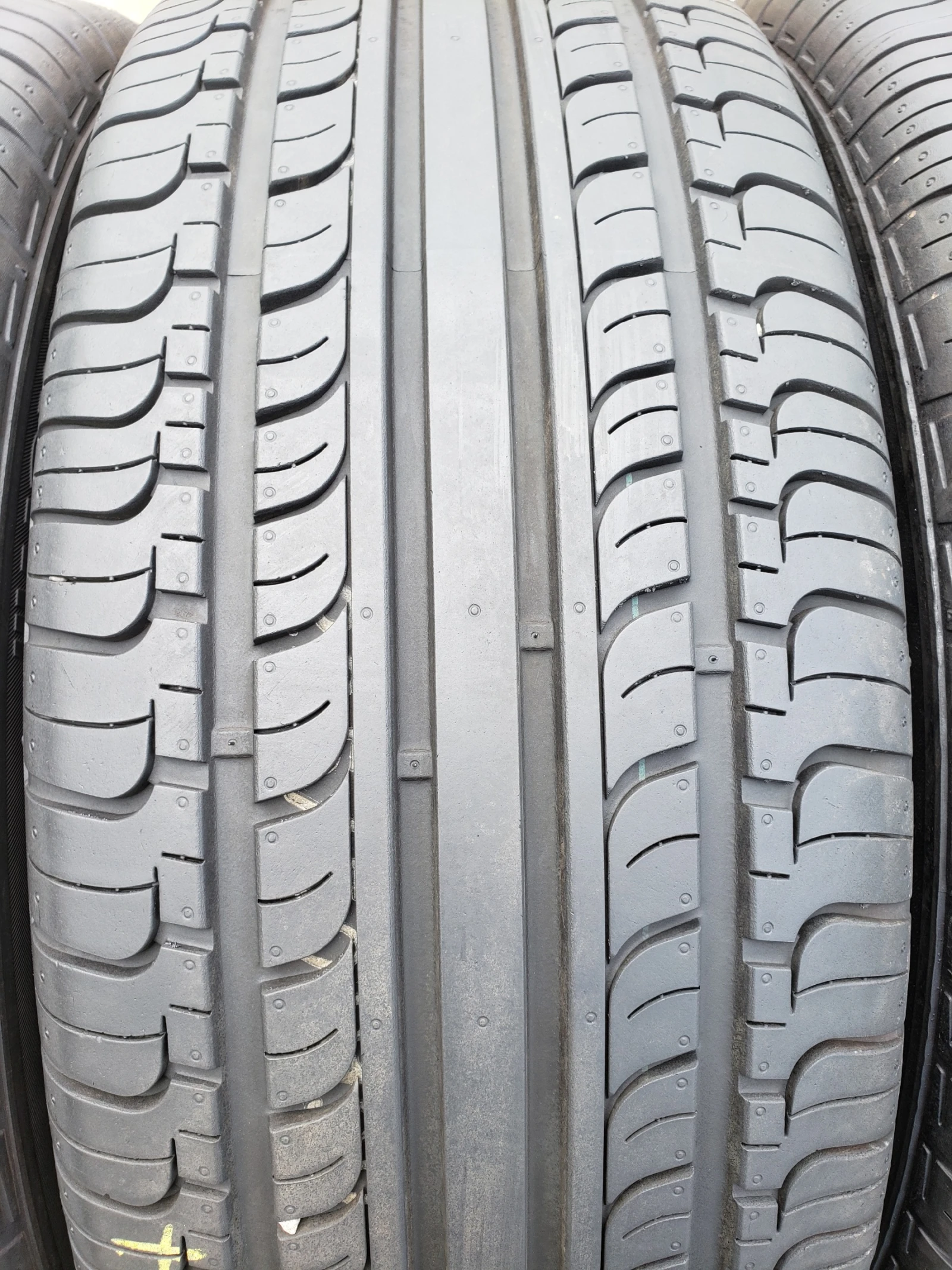 Гуми Летни 235/50R19