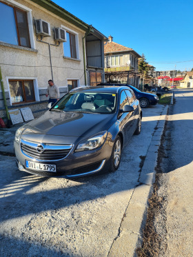 Opel Insignia, снимка 1 - Автомобили и джипове - 45764659