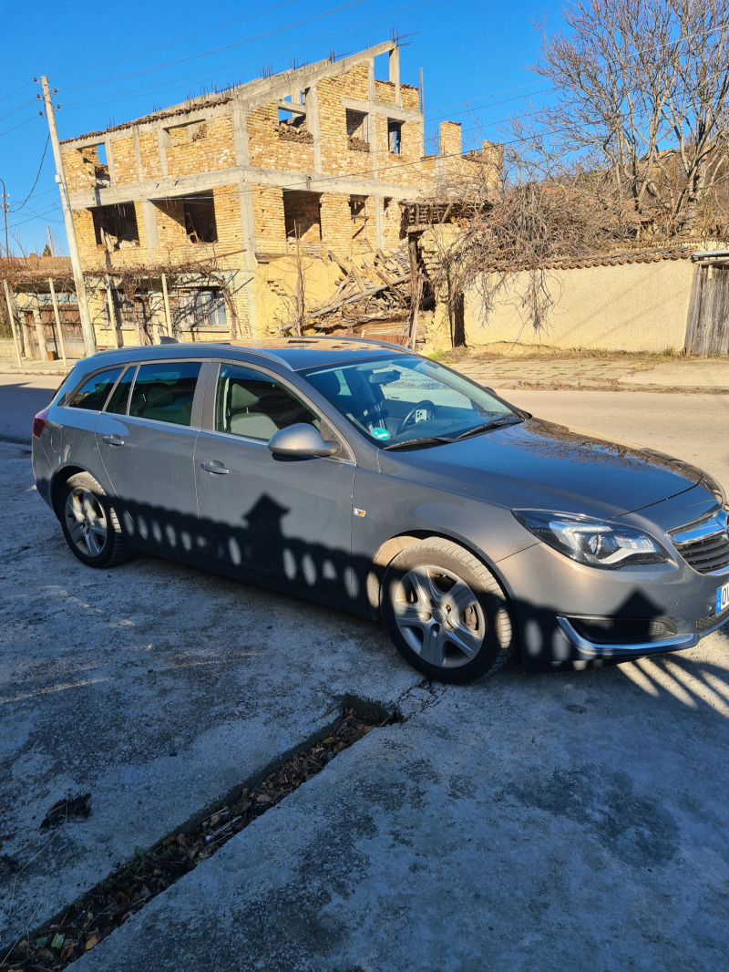 Opel Insignia, снимка 3 - Автомобили и джипове - 45764659