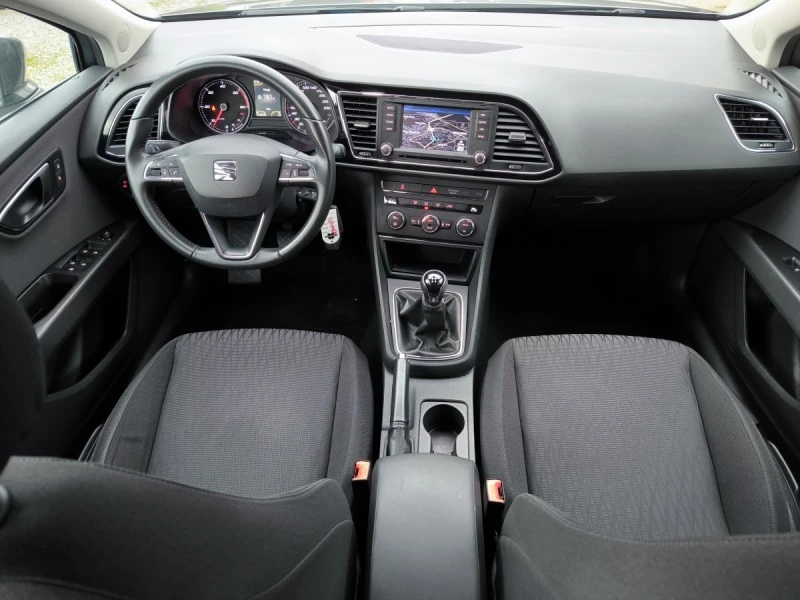 Seat Leon 1.6TDI 105hp Navi LED, снимка 10 - Автомобили и джипове - 44966802