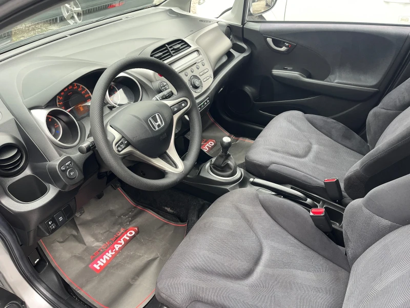 Honda Jazz 1.4i, снимка 7 - Автомобили и джипове - 46374880