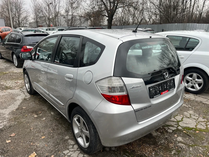 Honda Jazz 1.4i, снимка 3 - Автомобили и джипове - 46374880