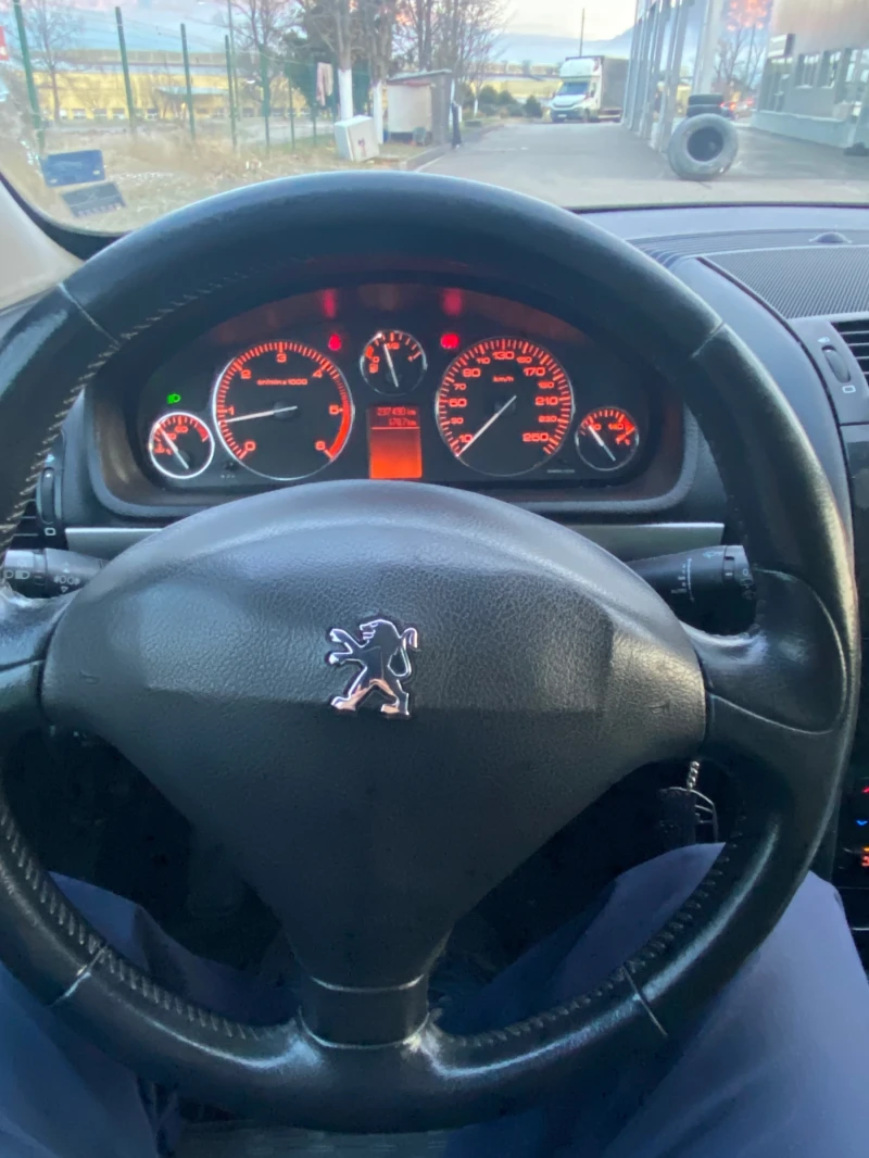 Peugeot 407 2.0 hdi, снимка 8 - Автомобили и джипове - 48105673