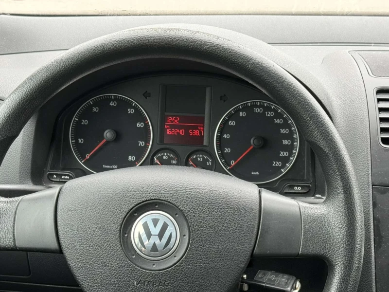 VW Golf 1 4i, снимка 12 - Автомобили и джипове - 48251404