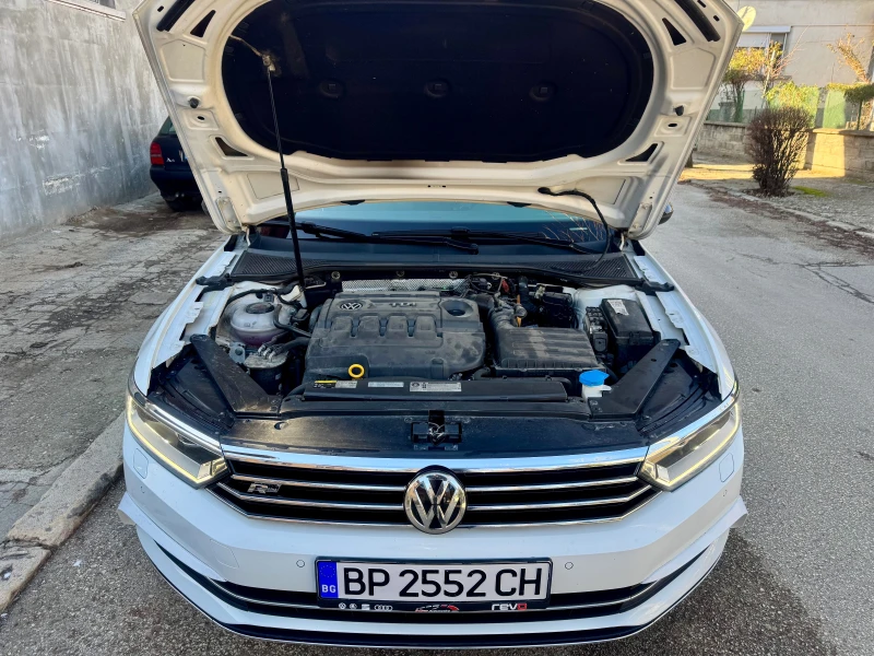 VW Passat 2.0TDi, снимка 16 - Автомобили и джипове - 48557961