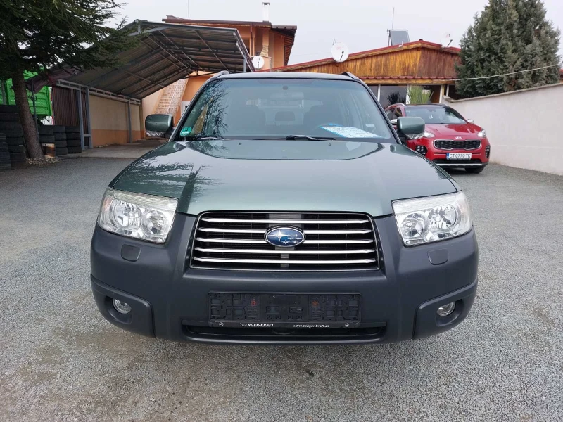 Subaru Forester 2.0, 4х4, автоматик, снимка 1 - Автомобили и джипове - 48629954