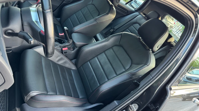 VW Golf GTi Performance, снимка 7 - Автомобили и джипове - 50744734
