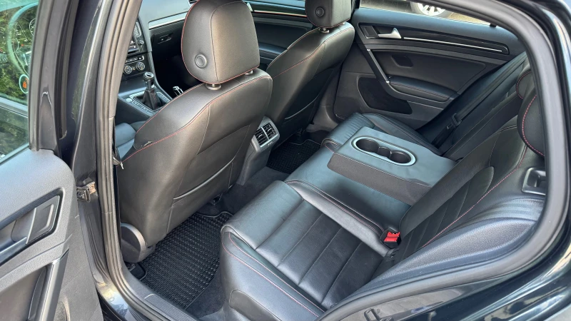 VW Golf GTi Performance, снимка 8 - Автомобили и джипове - 50744734