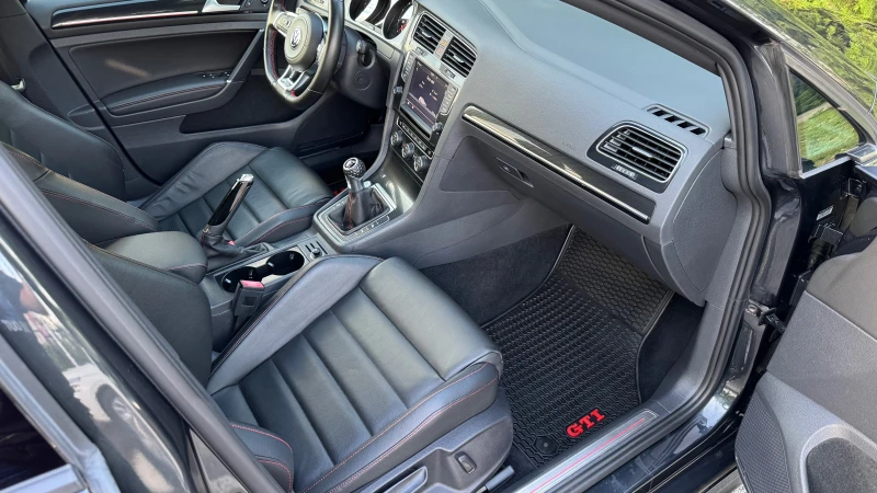 VW Golf GTi Performance, снимка 12 - Автомобили и джипове - 50744734