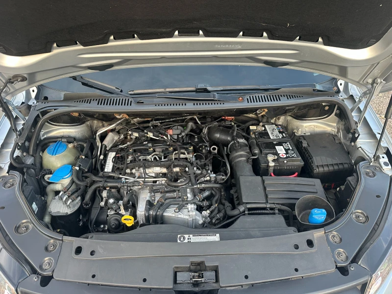 VW Caddy 2.0TDI 102kc DSG 7MESTA FULLL, снимка 17 - Автомобили и джипове - 51625376