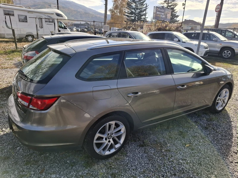 Seat Leon 1.6 - 105кс. 137000км. Панорама  навигация, снимка 6 - Автомобили и джипове - 52280676