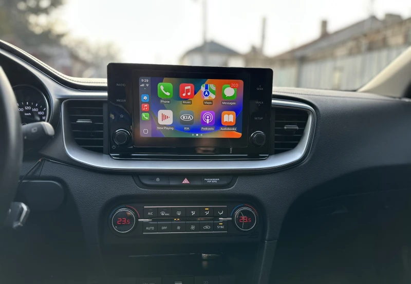 Kia Ceed 1.5 T-GDI Гаранционен, снимка 11 - Автомобили и джипове - 52901737