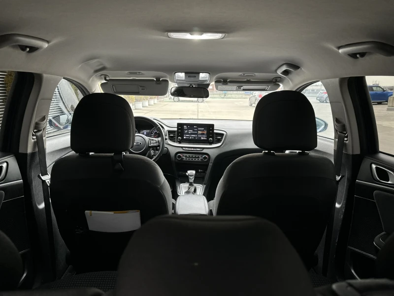 Kia Ceed 1.5 T-GDI Гаранционен, снимка 8 - Автомобили и джипове - 52901737