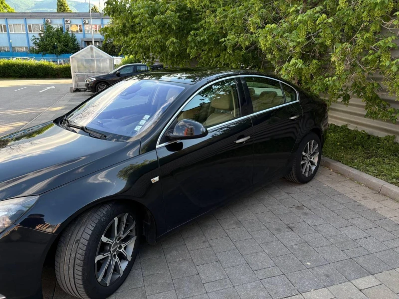 Opel Insignia 2.0 CDTI, снимка 2 - Автомобили и джипове - 52999309