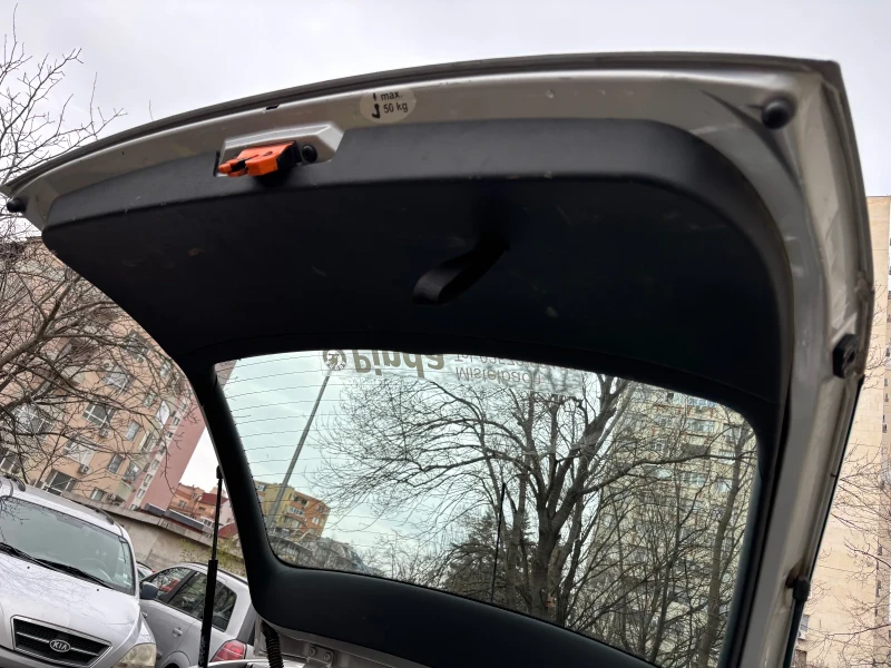 Skoda Fabia, снимка 6 - Автомобили и джипове - 53063216