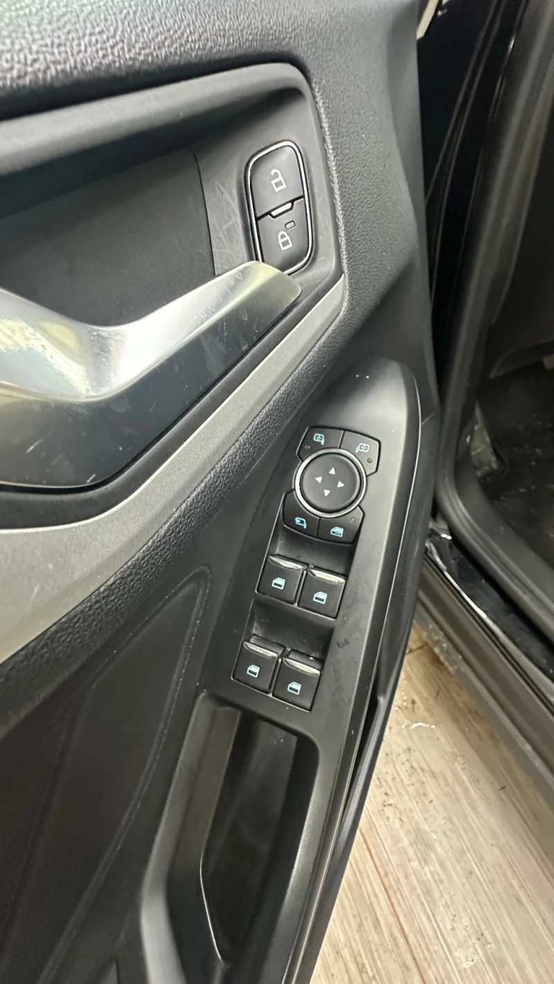 Ford Focus 1.5 ecoblue business, снимка 8 - Автомобили и джипове - 53333311