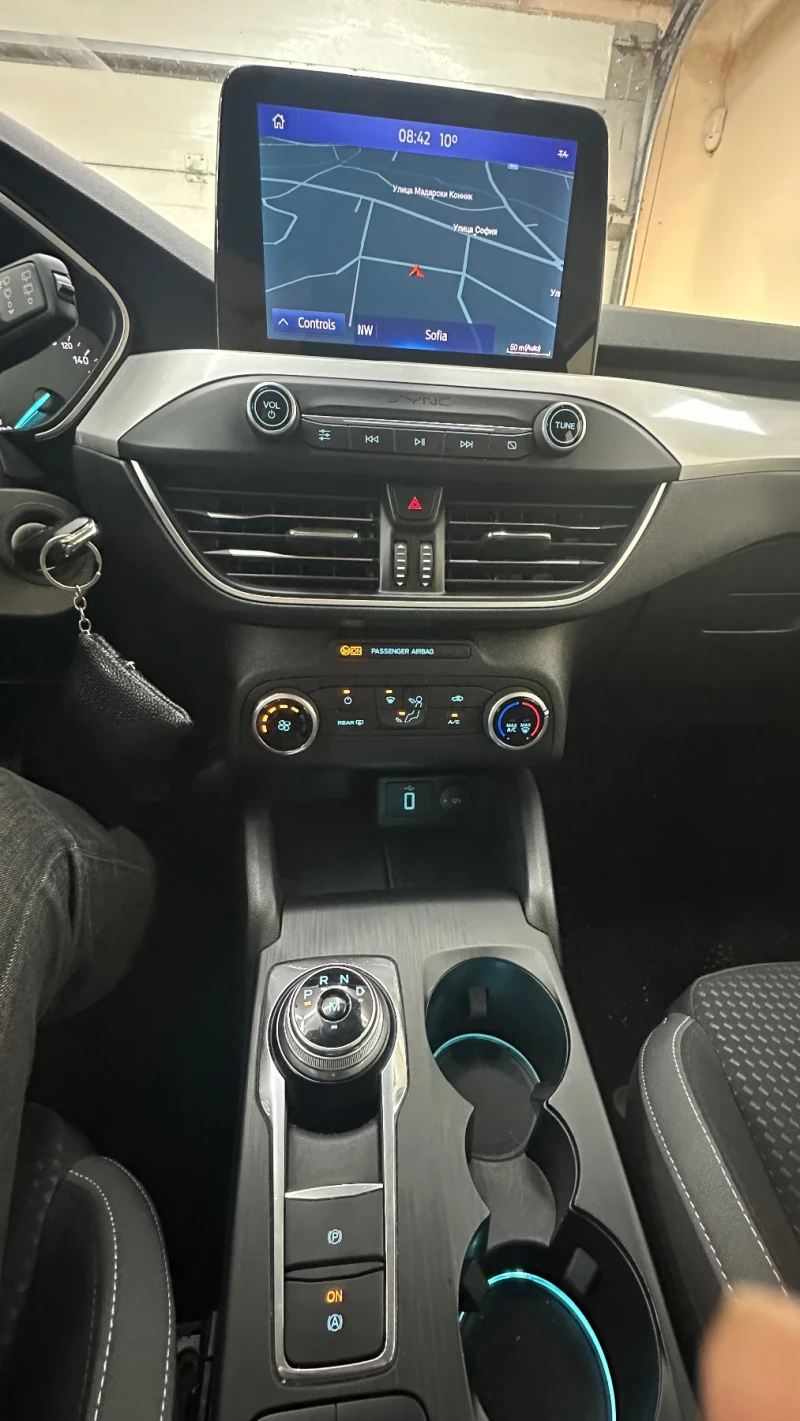 Ford Focus 1.5 ecoblue business, снимка 7 - Автомобили и джипове - 53333311