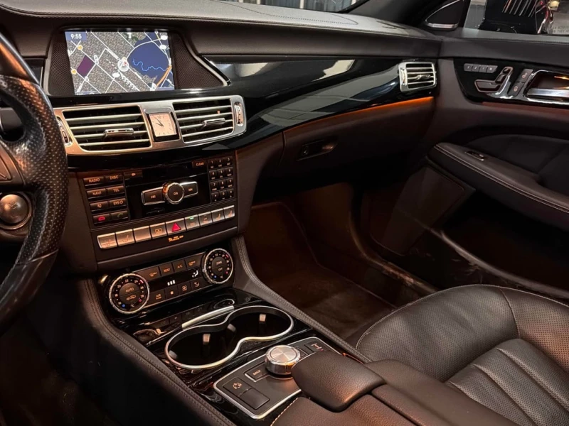 Mercedes-Benz CLS 550 * CARFAX * МАСАЖИ * H/K * ОБДУХВАНЕ , снимка 9 - Автомобили и джипове - 53425198