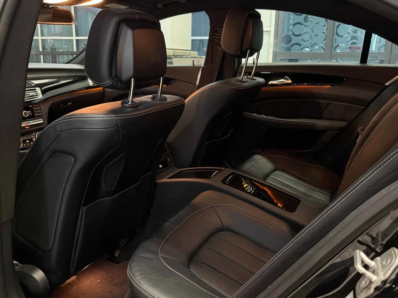 Mercedes-Benz CLS 550 * CARFAX * МАСАЖИ * H/K * ОБДУХВАНЕ , снимка 11 - Автомобили и джипове - 53425198