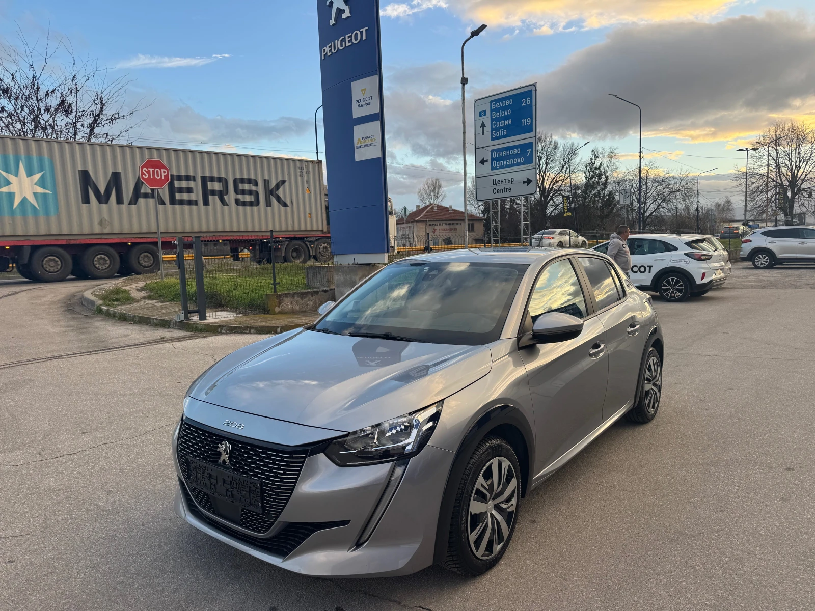 Peugeot 208, снимка 1