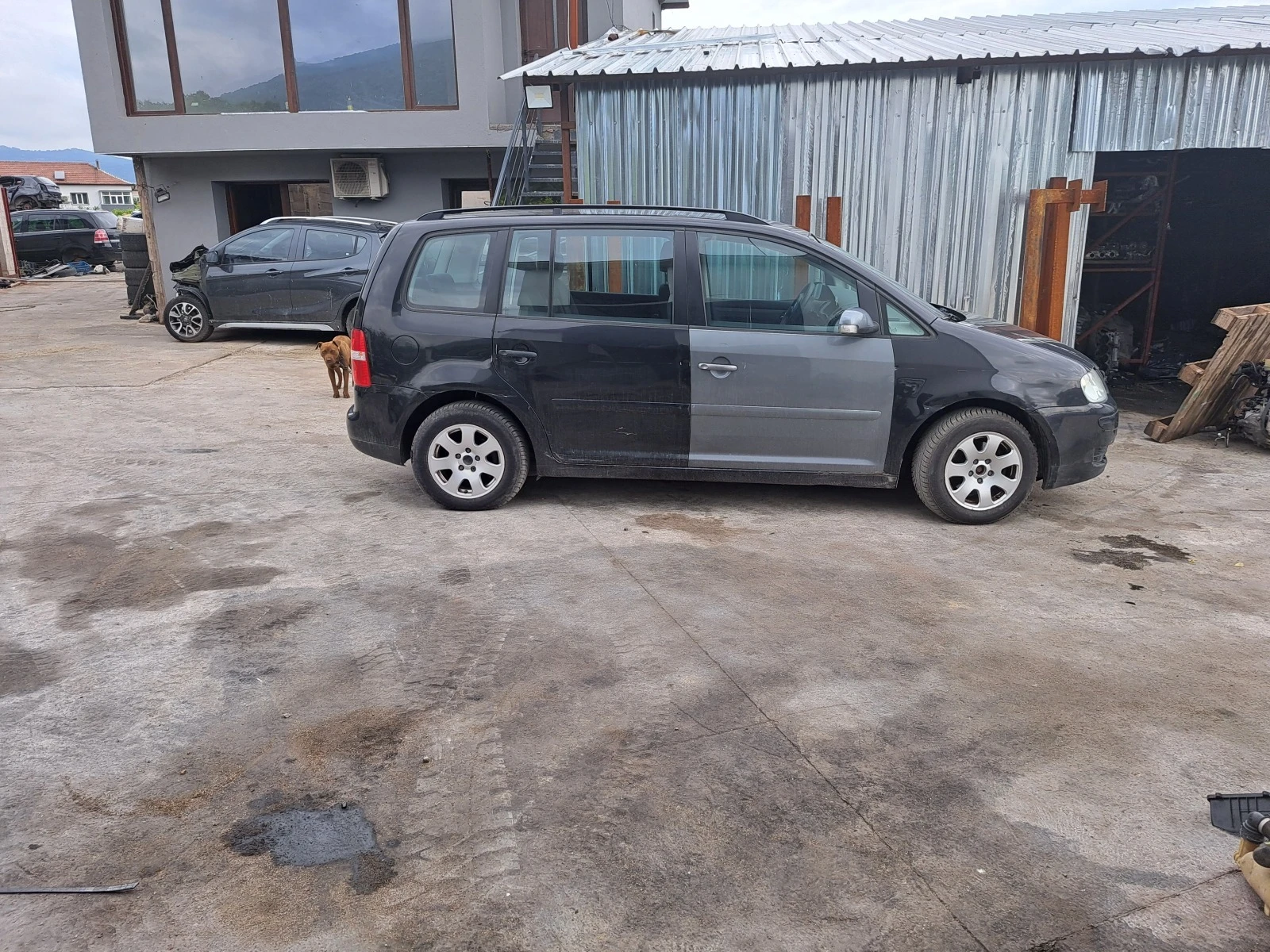 VW Touran 1.9  sd - изображение 7