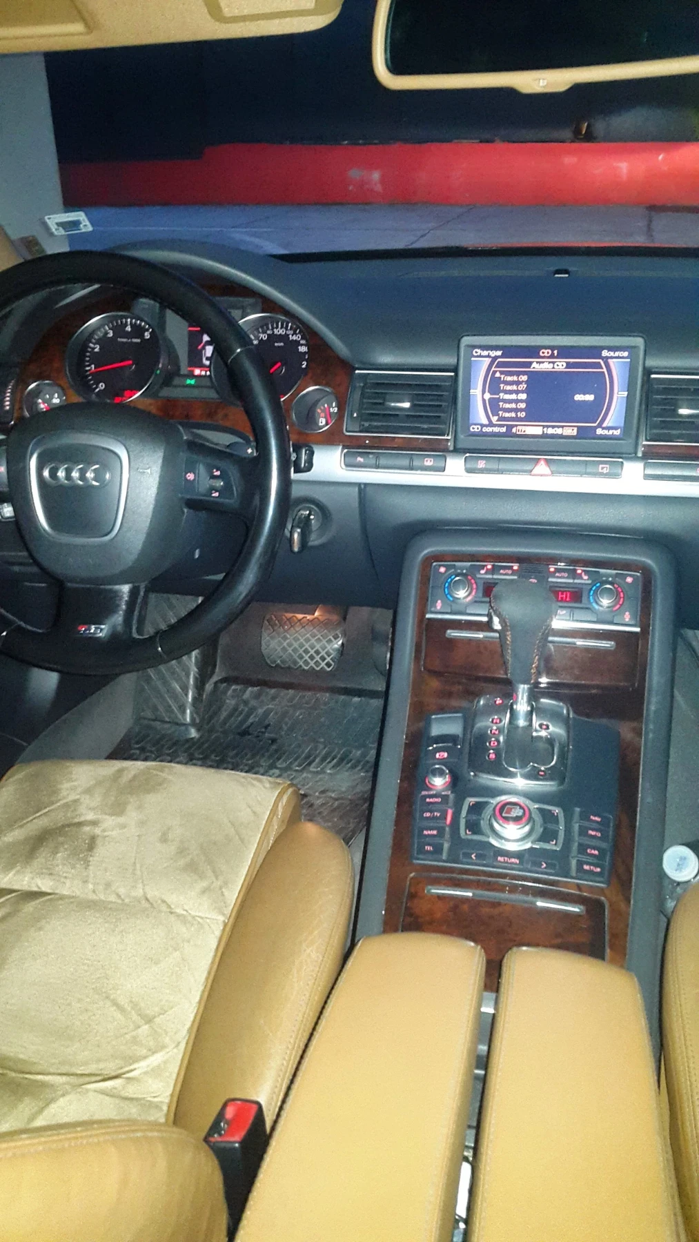 Audi A8  - изображение 8