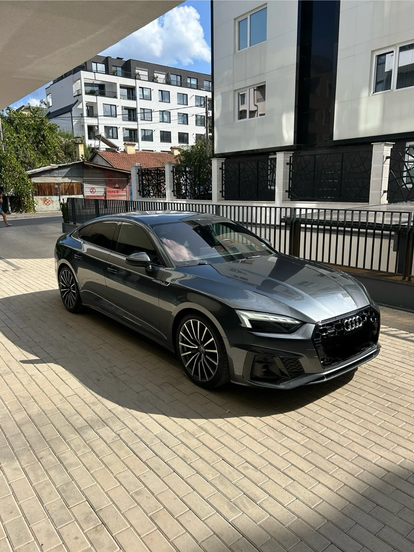 Audi A5 2.0 TFSI - изображение 3