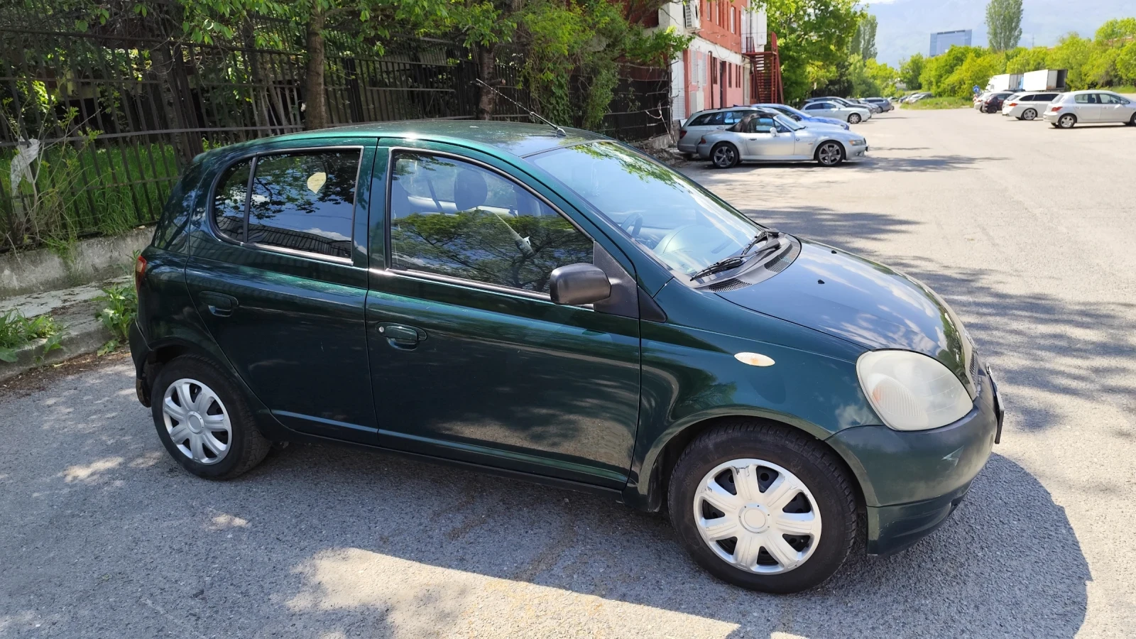 Toyota Yaris  - изображение 3