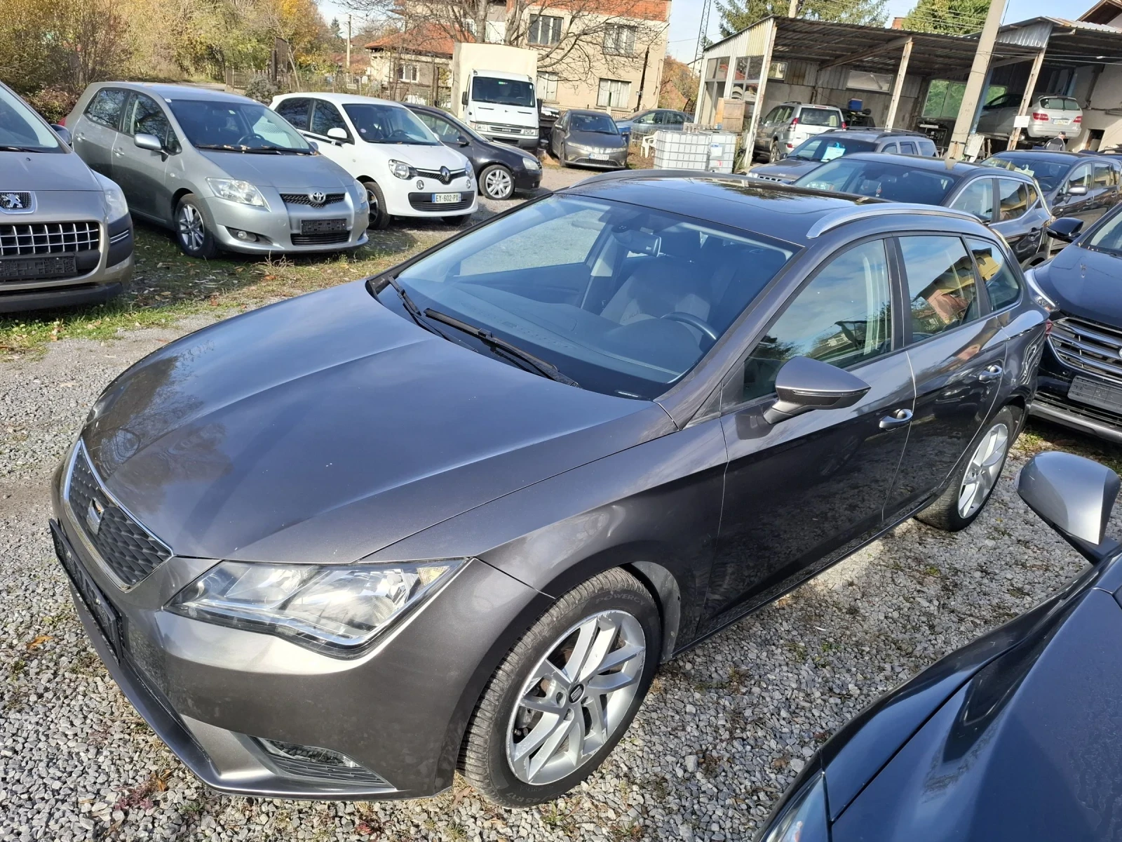 Seat Leon 1.6 - 105. 137000.    | Mobile.bg   3