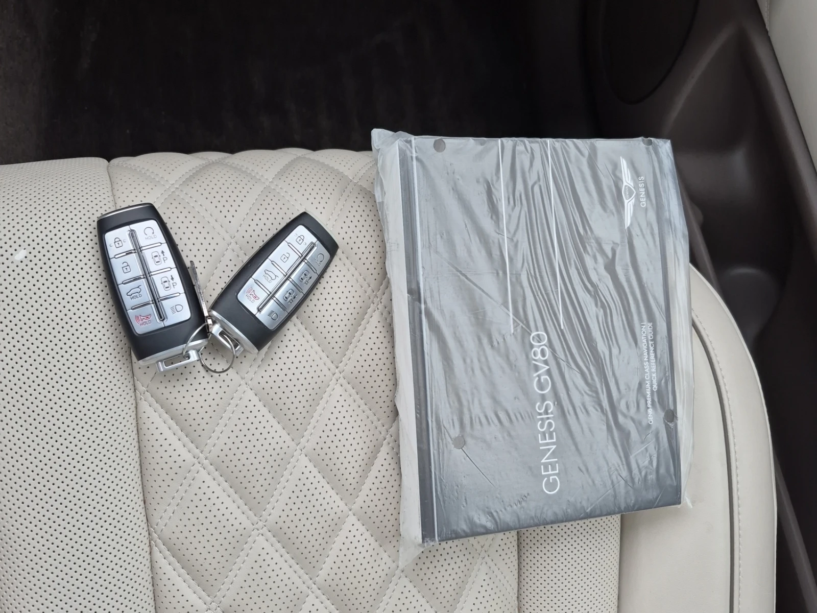 Genesis GV80 AWD 7P | PRESTIGE 3.5T * CARFAX*  - изображение 8