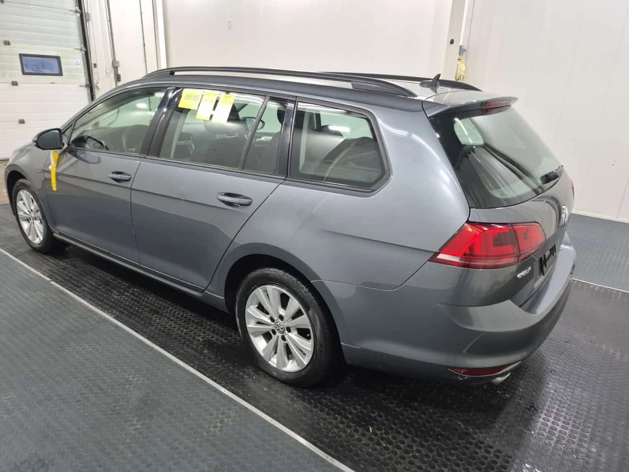 VW Golf SPORTWAGEN S * ПОДГРЕВИ* ЕЛ ПАКЕТ* CARFAX *  - изображение 4