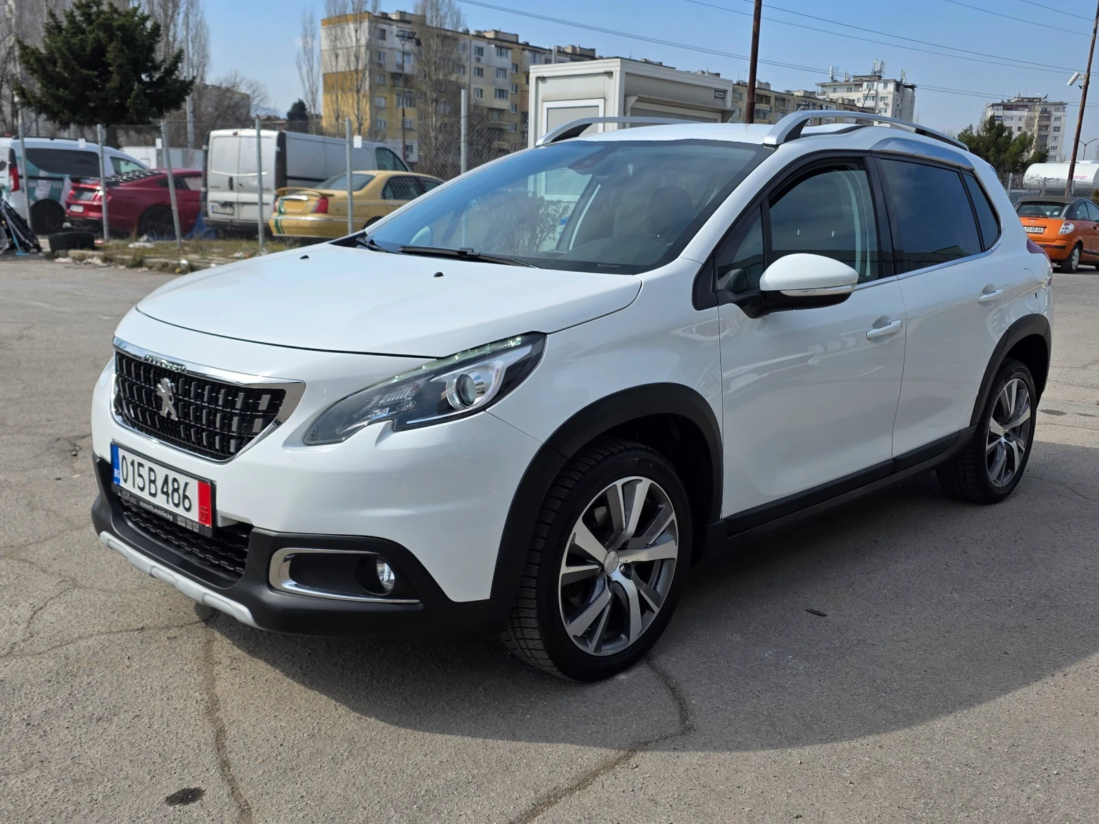 Peugeot 2008 1.2i 131k.c EURO 6B UNIKAT ITALIA ALLURE CAMERA