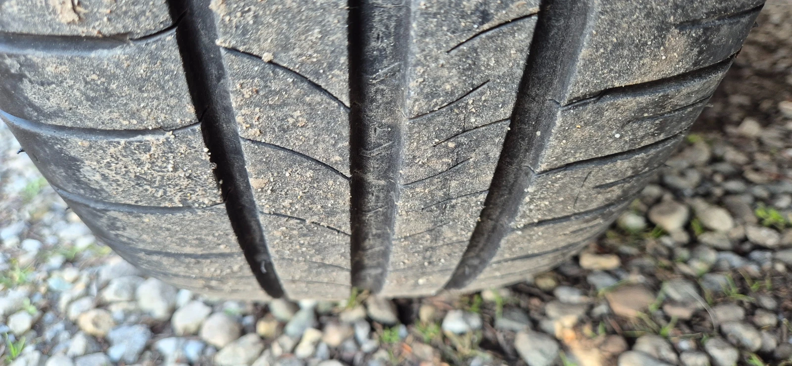 Alfa Romeo 147 1.6i, снимка 16 - Автомобили и джипове - 53749770