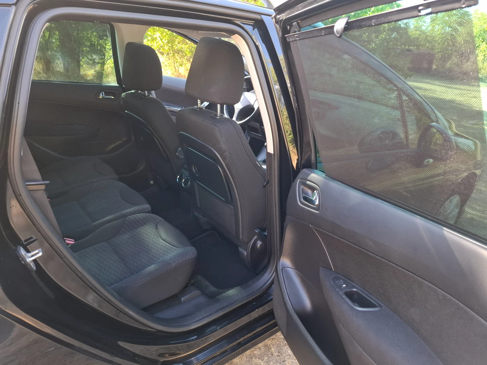 Peugeot 308 308SW  1.6HDi, снимка 9 - Автомобили и джипове - 53786618