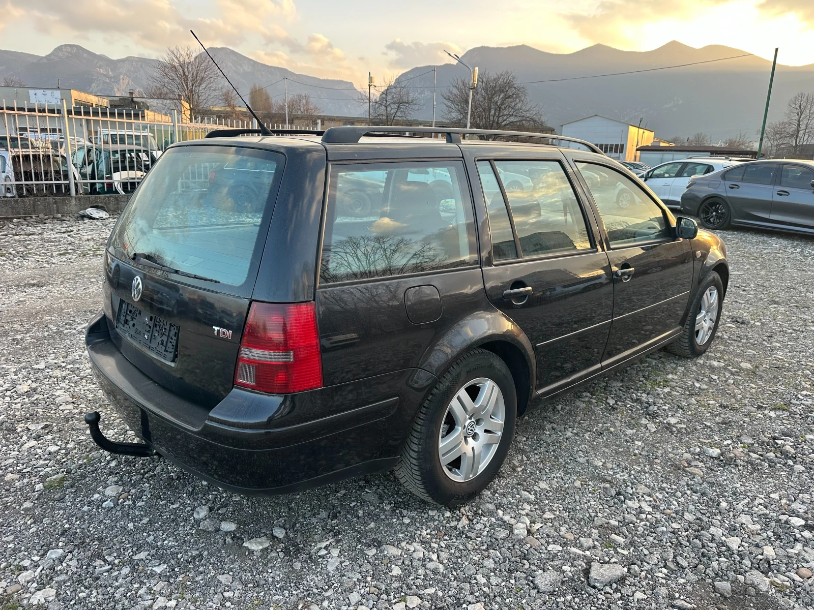 VW Golf 1.9TDI 116kc  , снимка 5 - Автомобили и джипове - 53849215