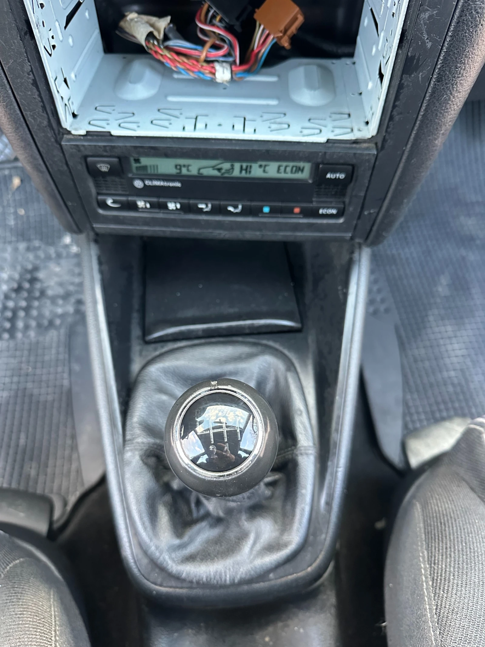 VW Golf 1.9TDI 116kc  , снимка 12 - Автомобили и джипове - 53849215