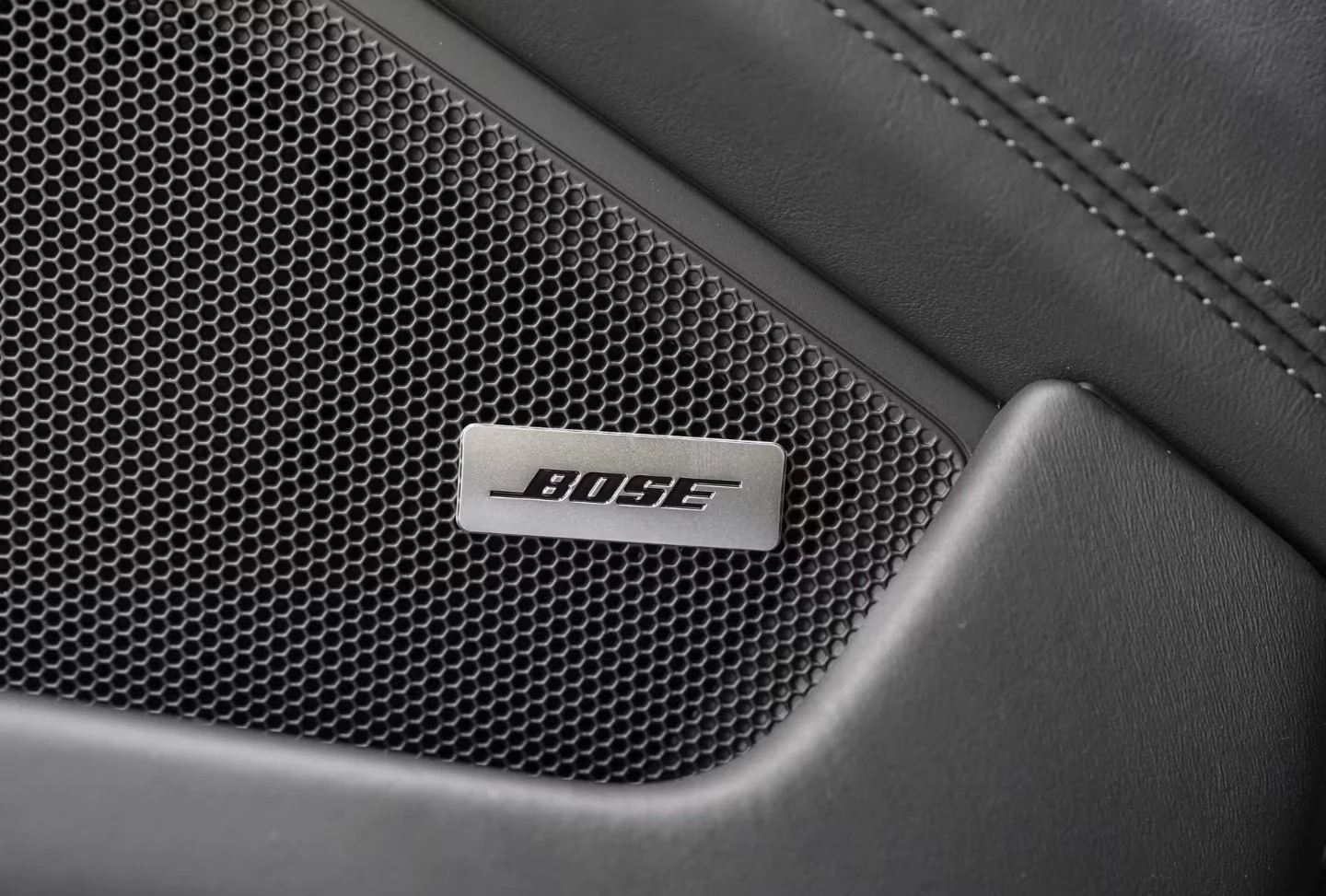 Porsche 911 992.2 TURBO S/CARBON/CERAMIC/LIFT/BOSE/PANO/MATRIX, снимка 9 - Автомобили и джипове - 54004170