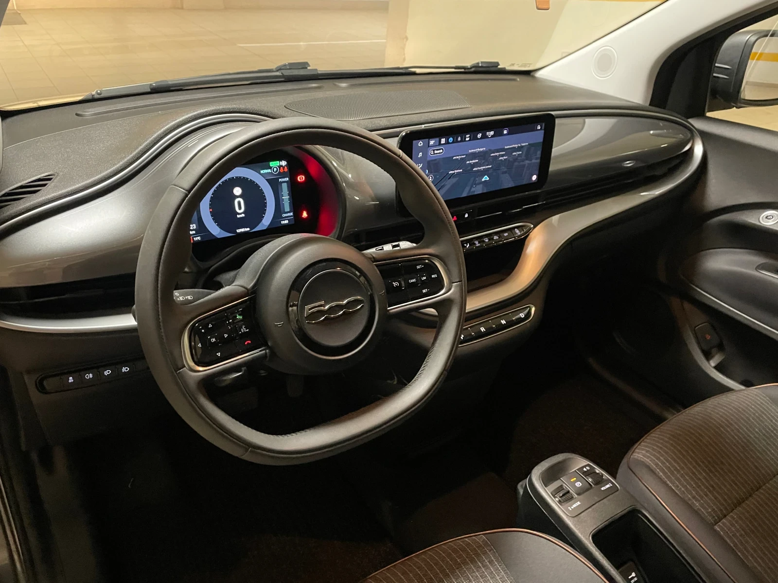 Fiat 500e LaPrima 42kWh , снимка 9 - Автомобили и джипове - 54195148