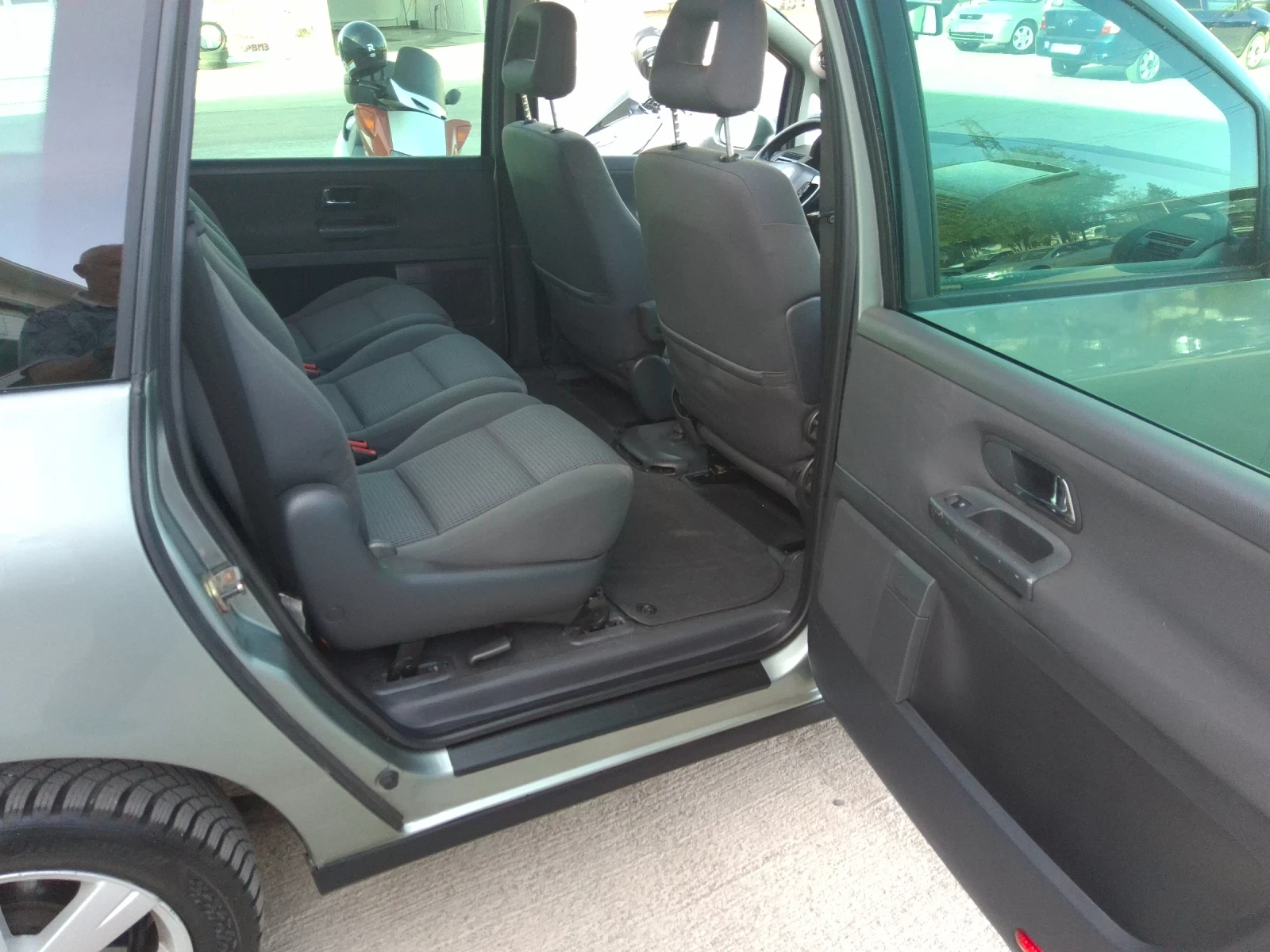 VW Sharan 1.9TDI 4x4 , снимка 8 - Автомобили и джипове - 54335282